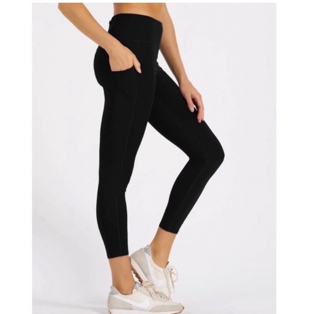 Vuori Women's Stride Performance Pocket Legging Size Medium In Black